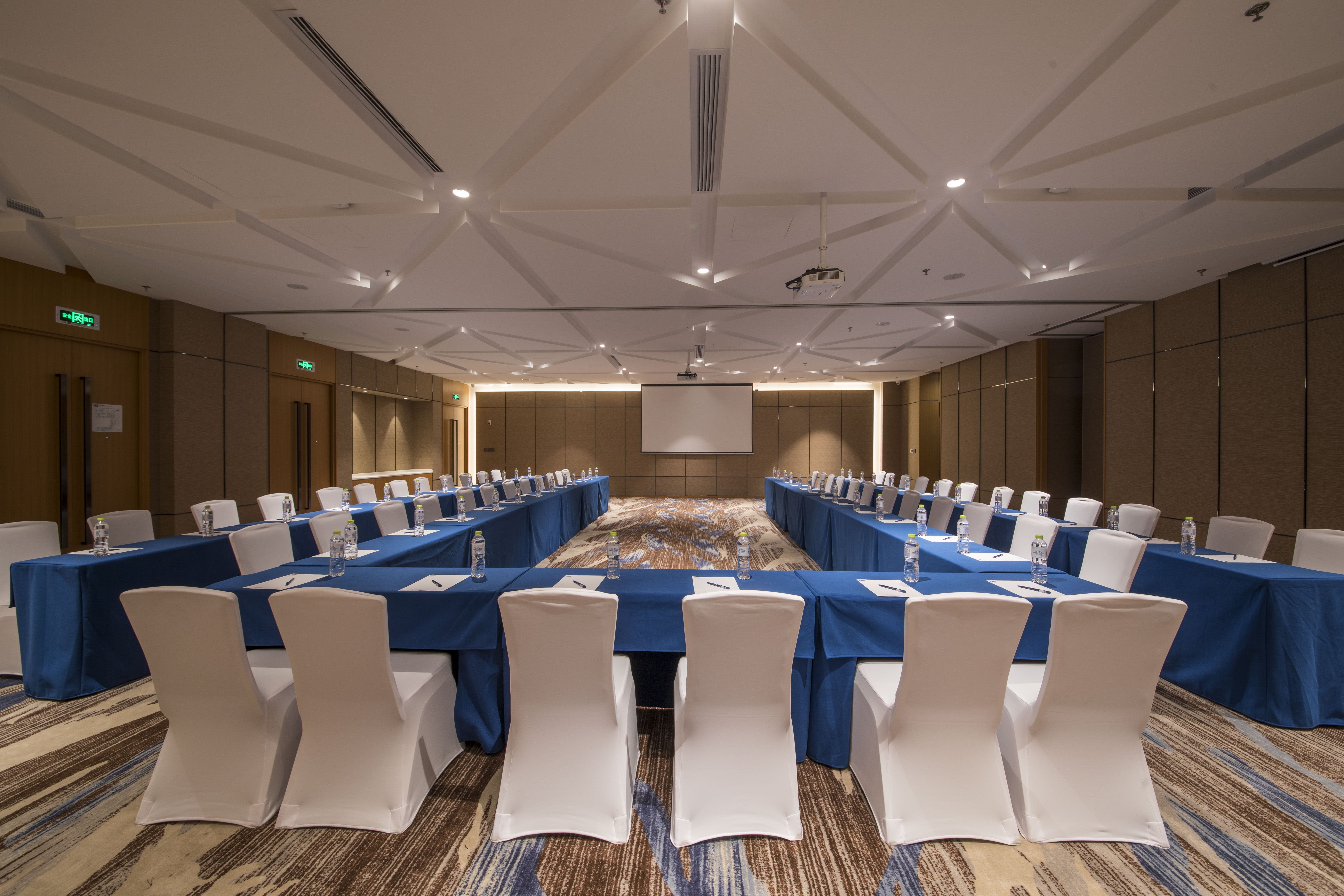 holiday inn express qingdao chengyang central an ihg hotel