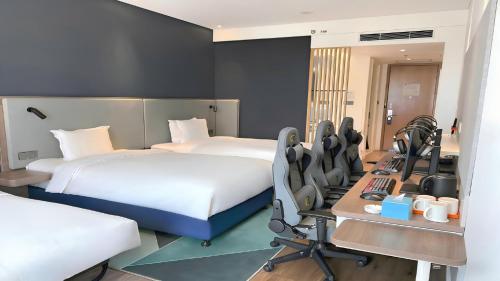 holiday inn express qingdao chengyang central an ihg hotel