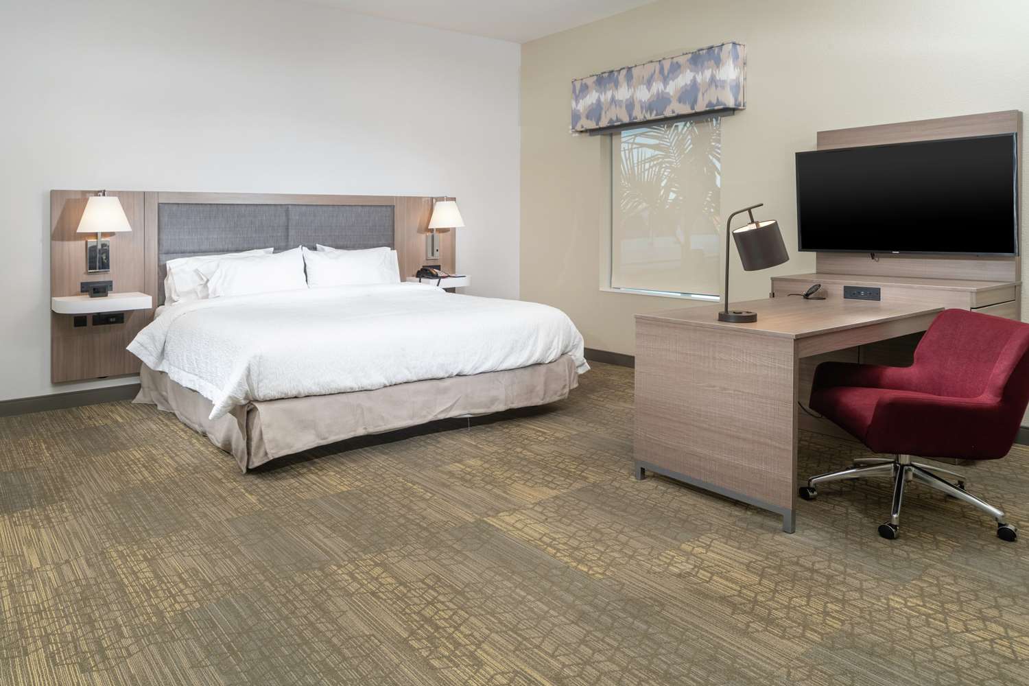 hampton inn and suites santa maria