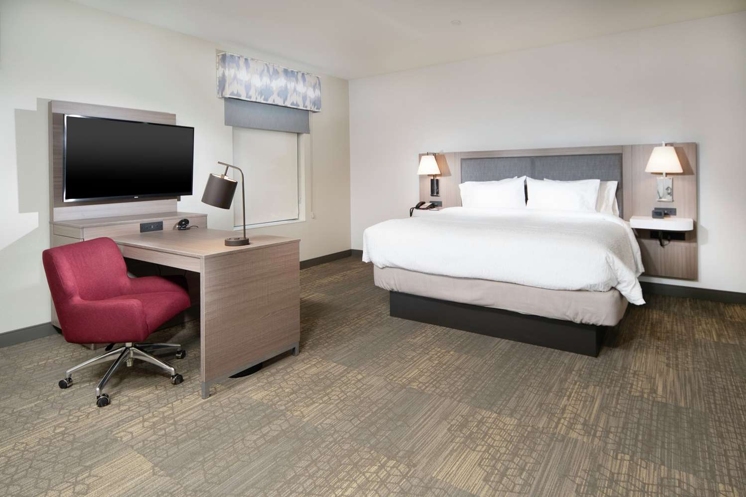 hampton inn and suites santa maria