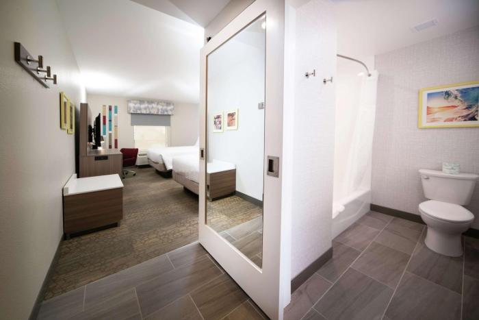 hampton inn and suites santa maria