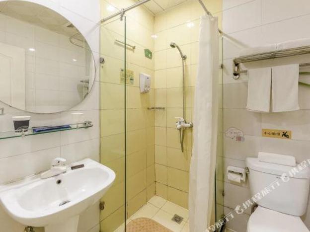 homeinn selected pingliang liuhu park greenland plaza store