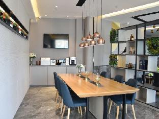 homeinn selected pingliang liuhu park greenland plaza store