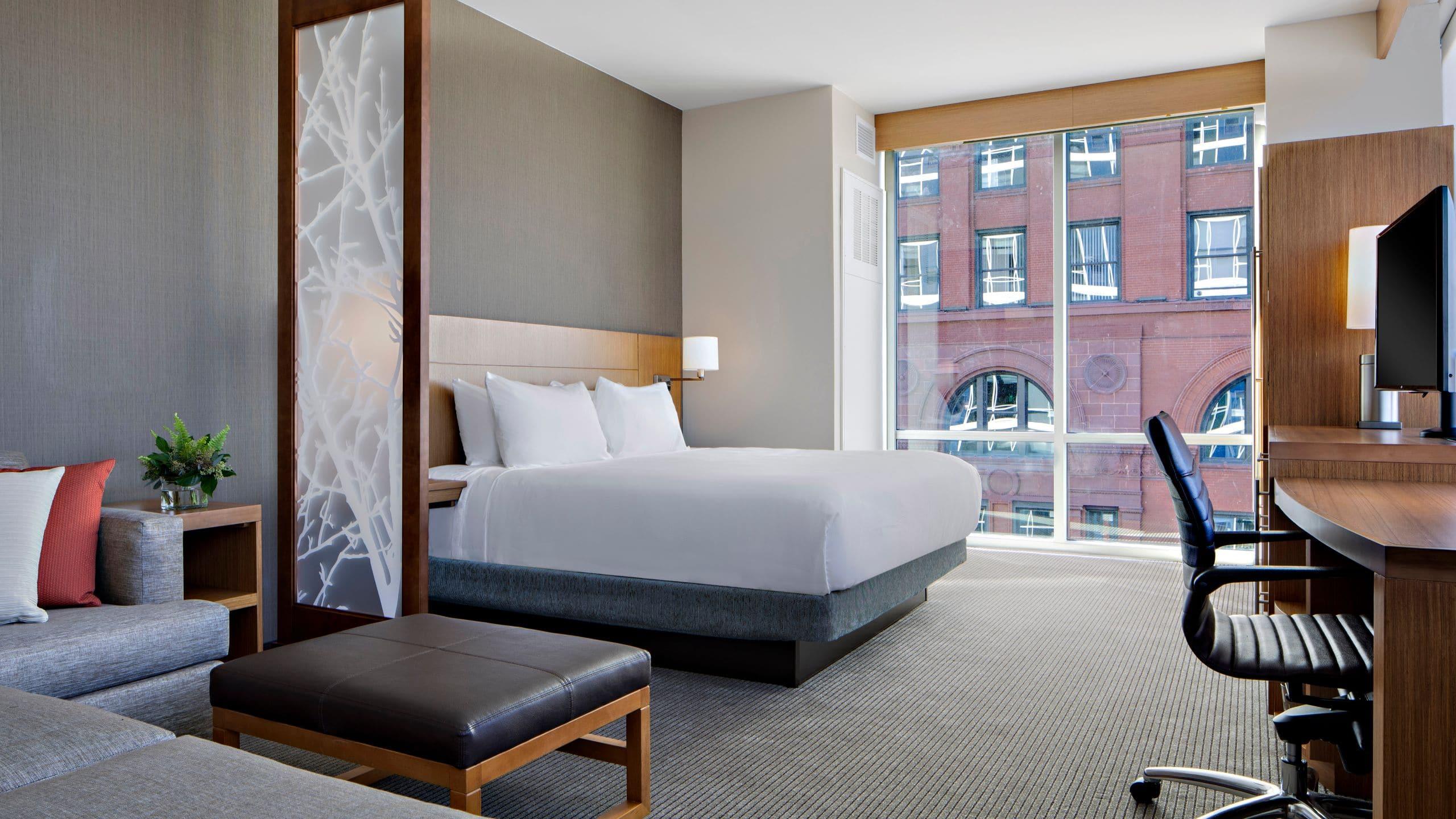 hyatt place grand rapids downtown