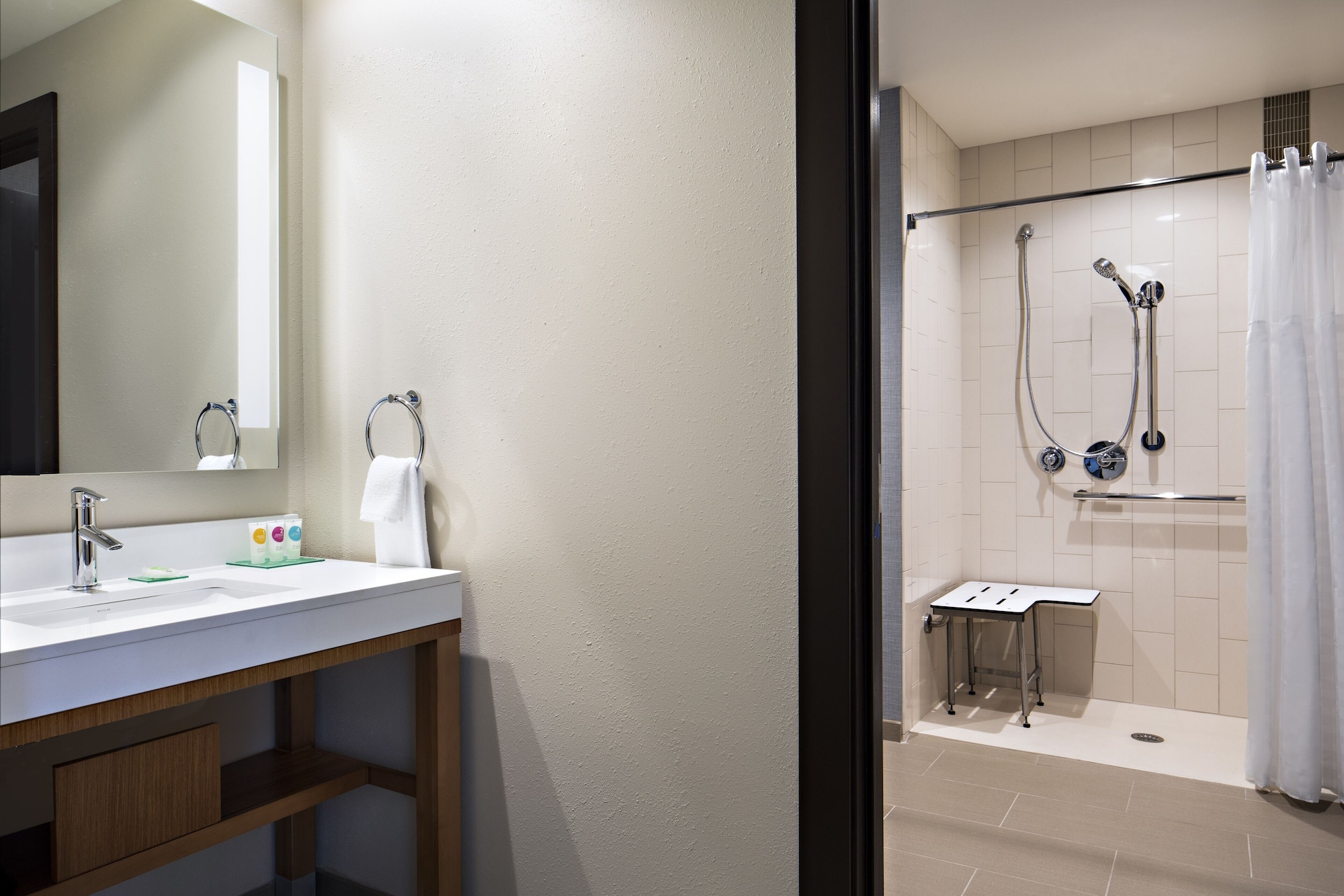 hyatt place grand rapids downtown