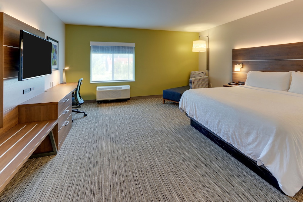 hol inn exp saugerties hudson valley