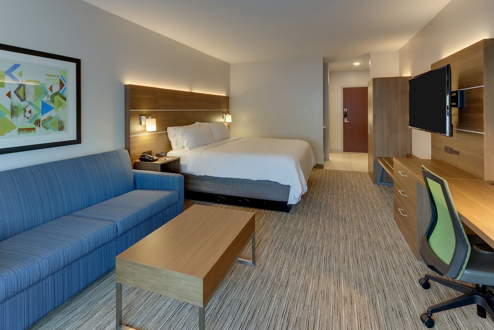 hol inn exp saugerties hudson valley