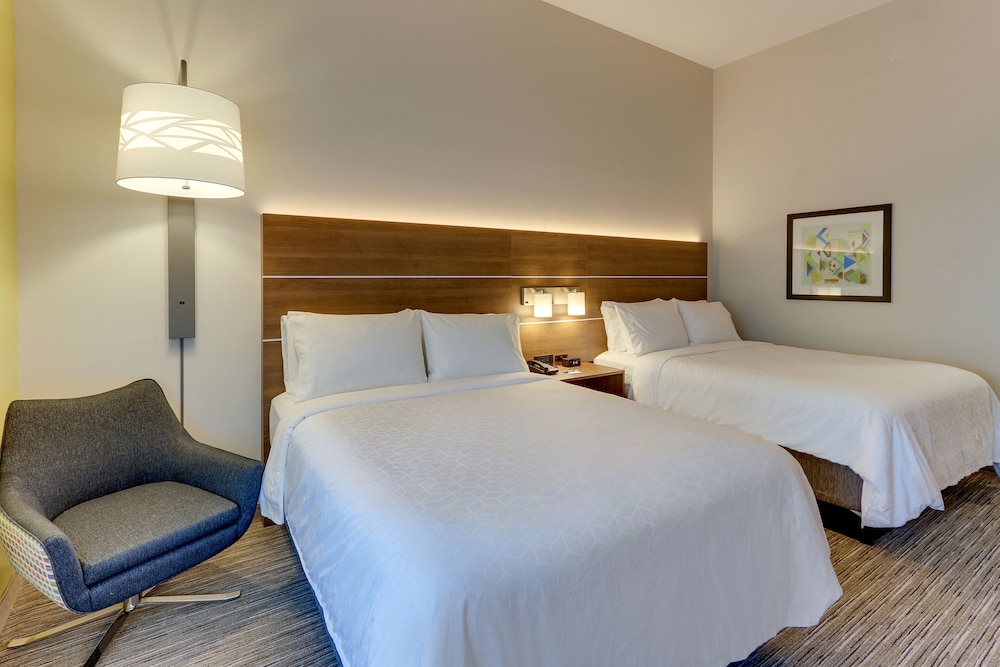 hol inn exp saugerties hudson valley