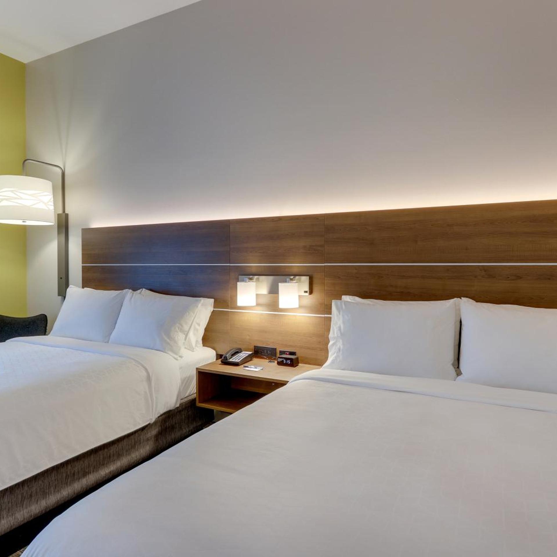 hol inn exp saugerties hudson valley
