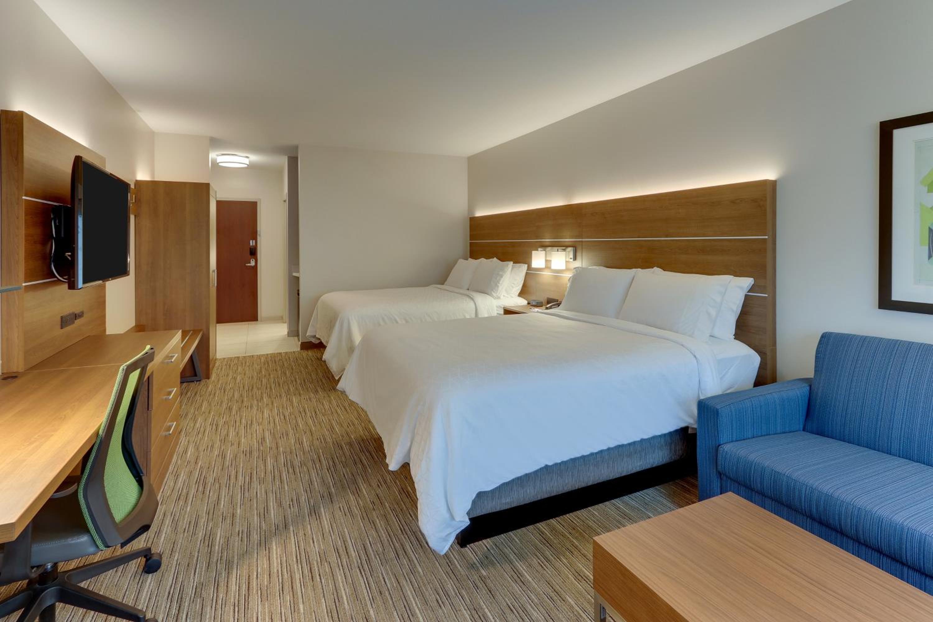 hol inn exp saugerties hudson valley