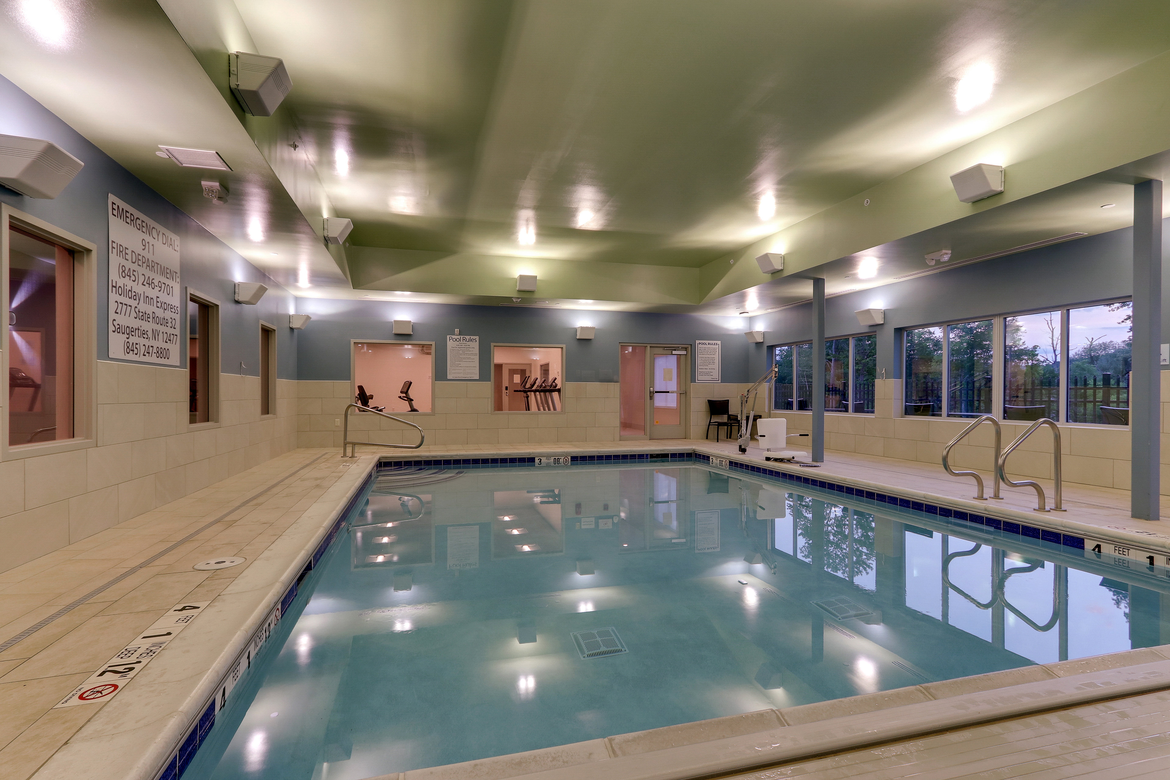 hol inn exp saugerties hudson valley