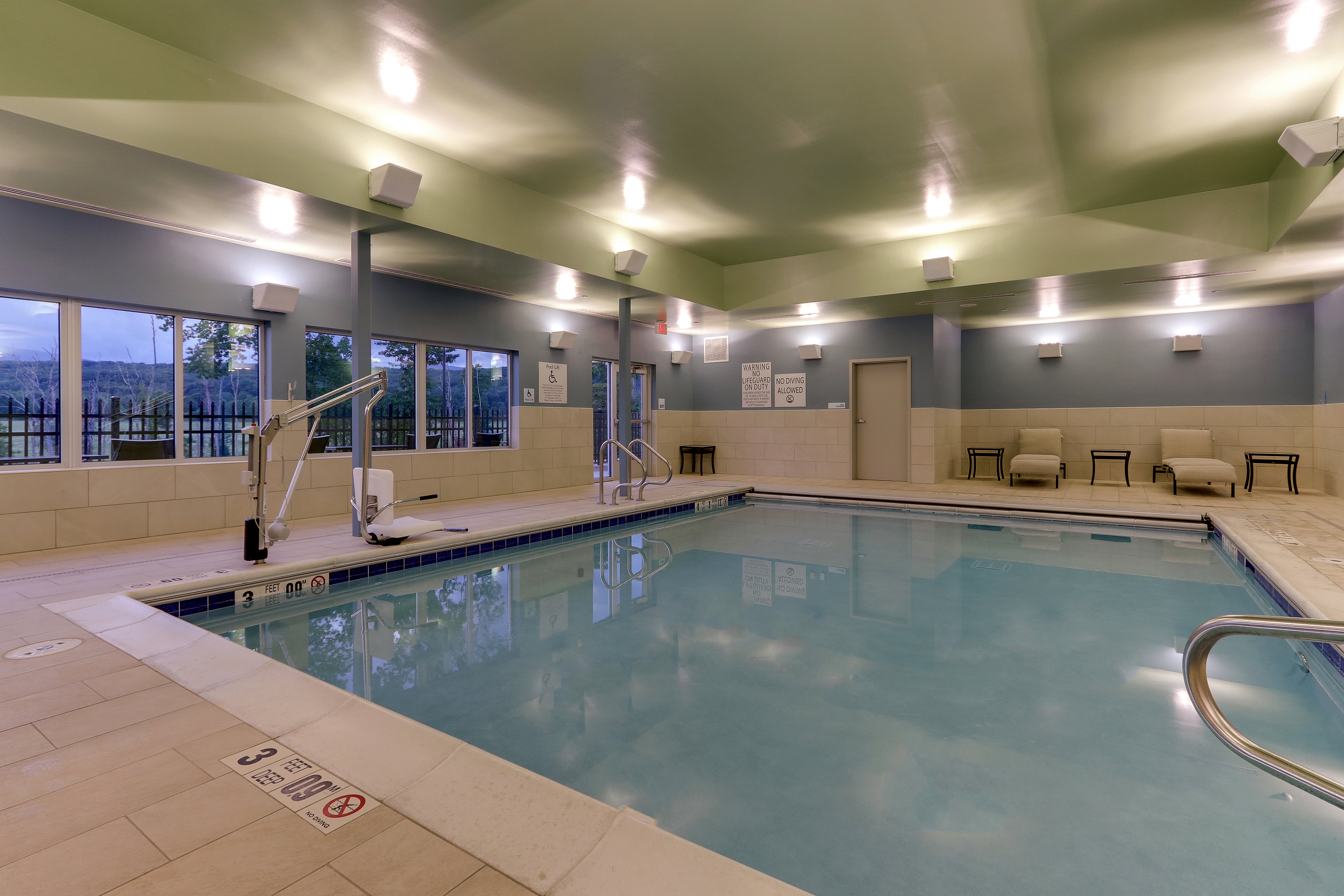 hol inn exp saugerties hudson valley
