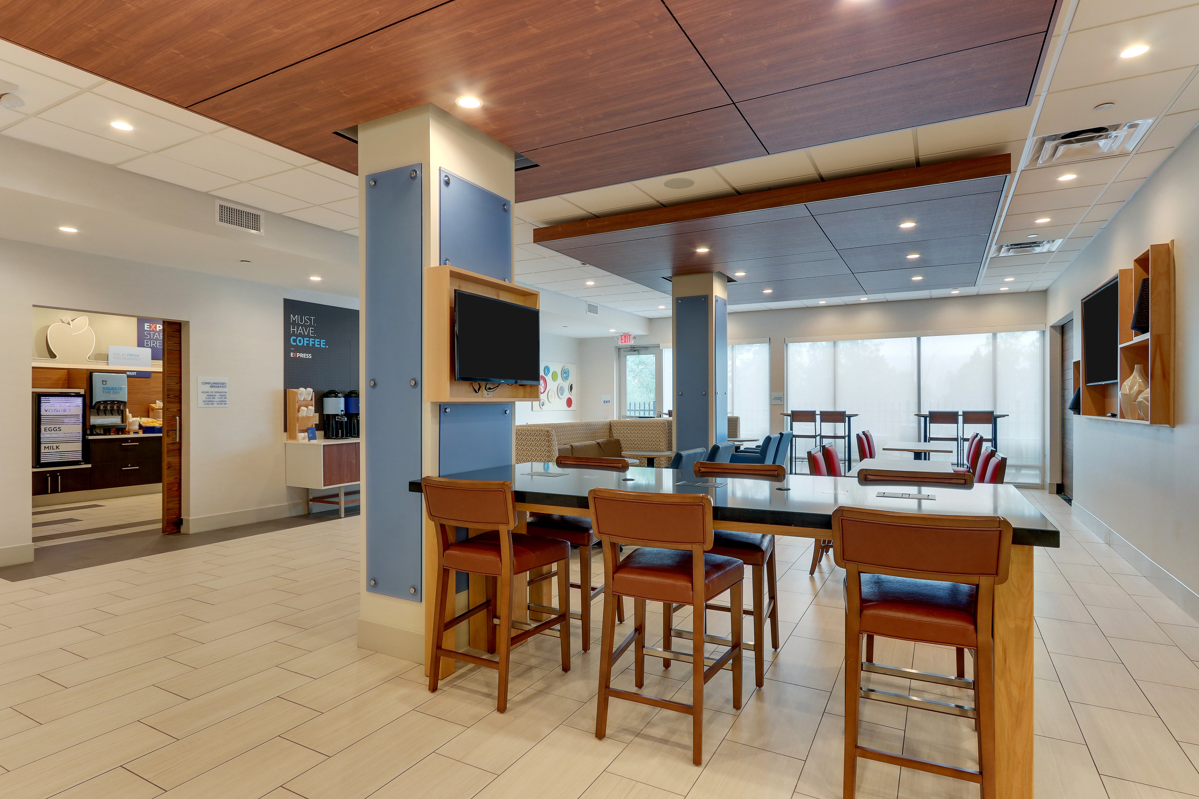 hol inn exp saugerties hudson valley