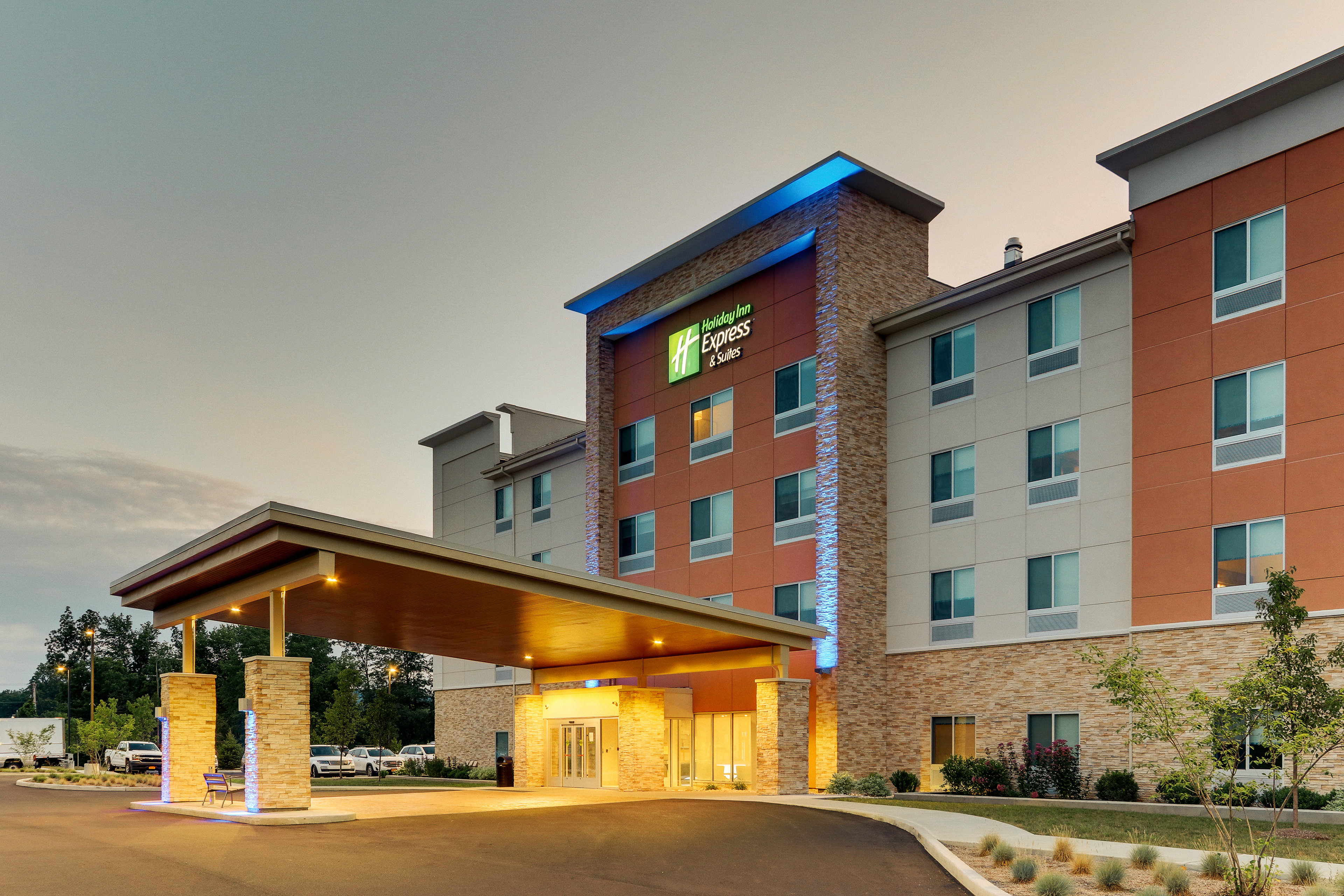 hol inn exp saugerties hudson valley