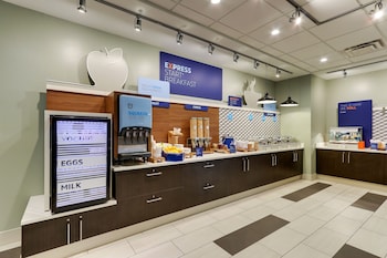 hol inn exp saugerties hudson valley