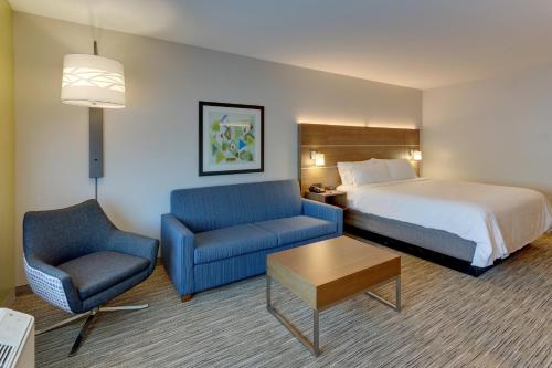hol inn exp saugerties hudson valley