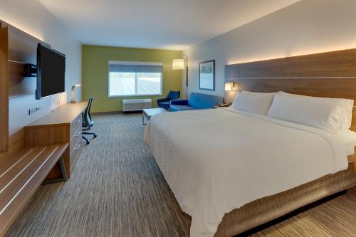 hol inn exp saugerties hudson valley