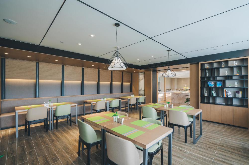 atour hotel xiasha hangzhou