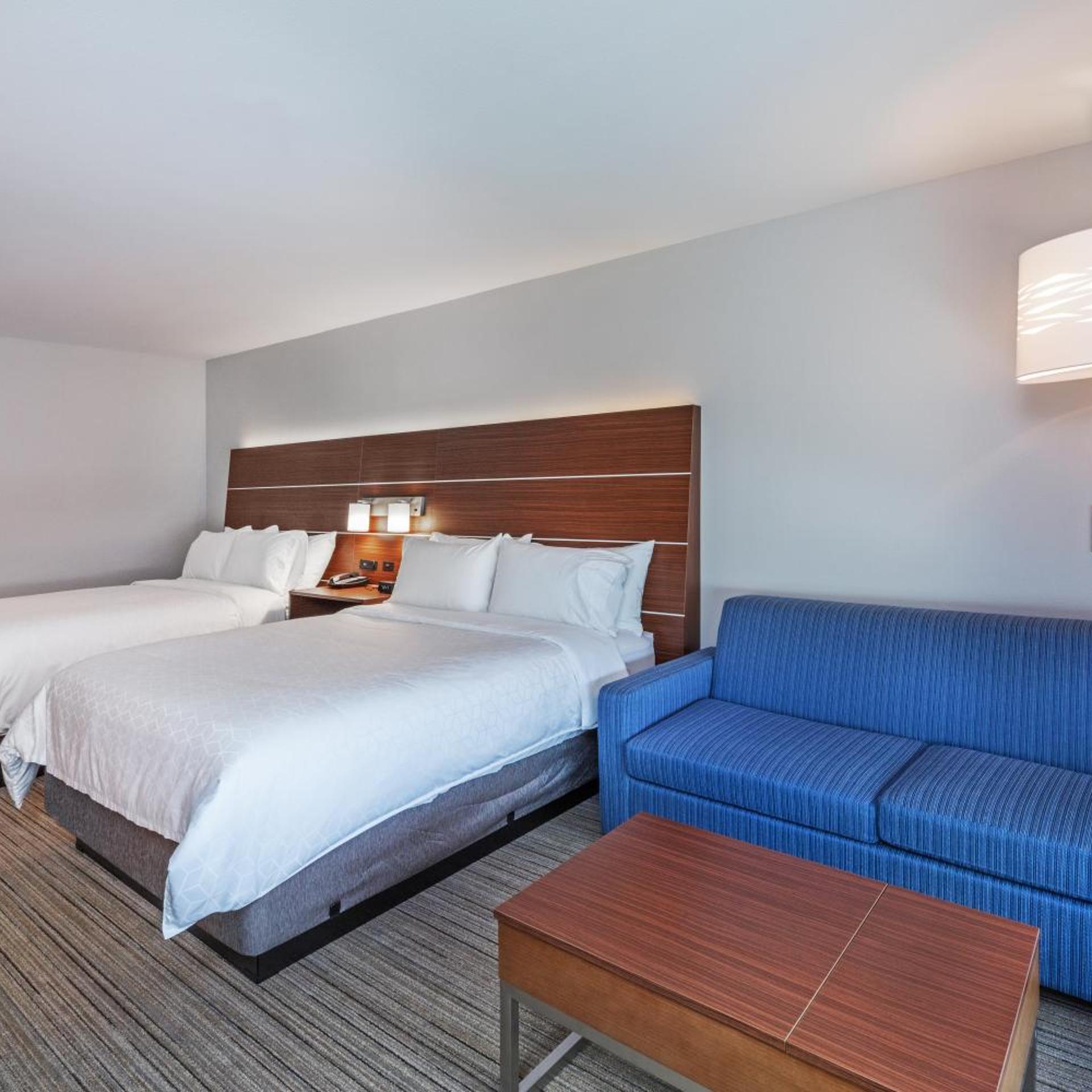 holiday inn express and suites parsons an ihg hotel