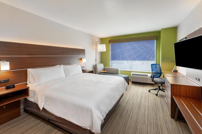 holiday inn express and suites parsons an ihg hotel