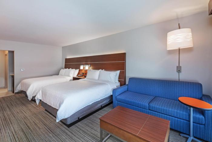 holiday inn express and suites parsons an ihg hotel