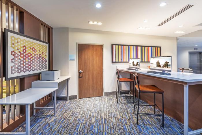 holiday inn express and suites parsons an ihg hotel