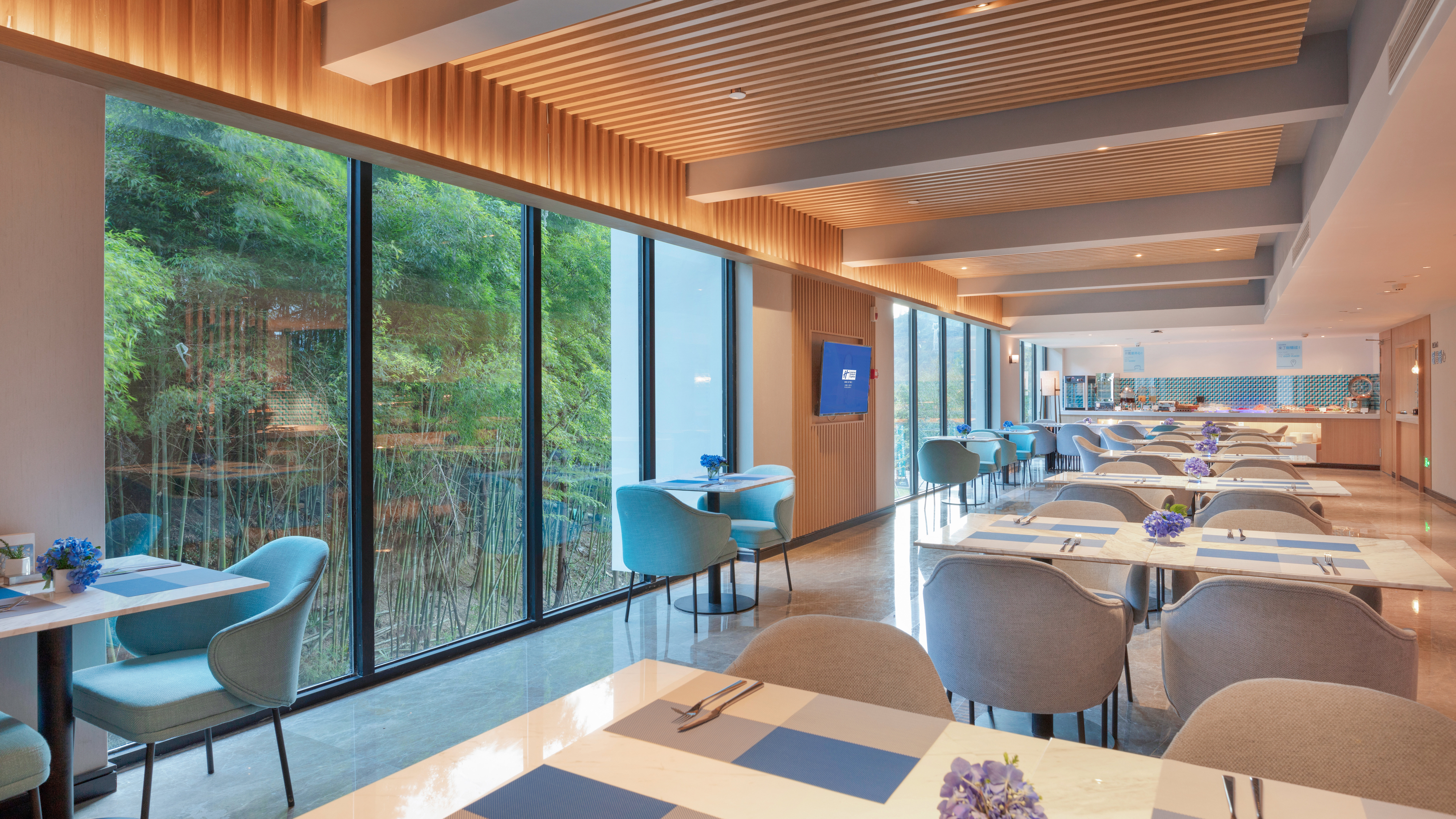 holiday inn express emei qiliping an ihg hotel