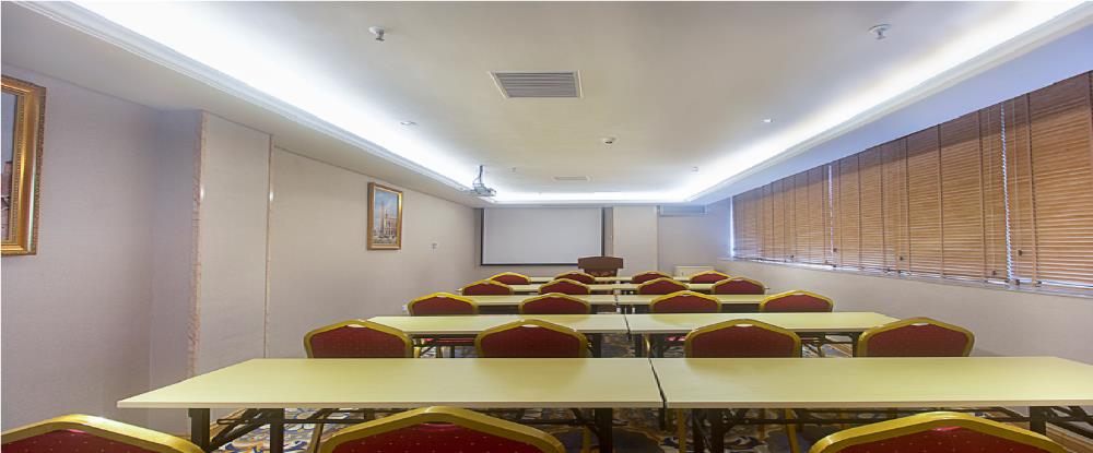 vienna international hotel haikou west bus station