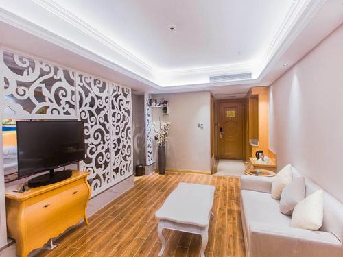 vienna international hotel haikou west bus station