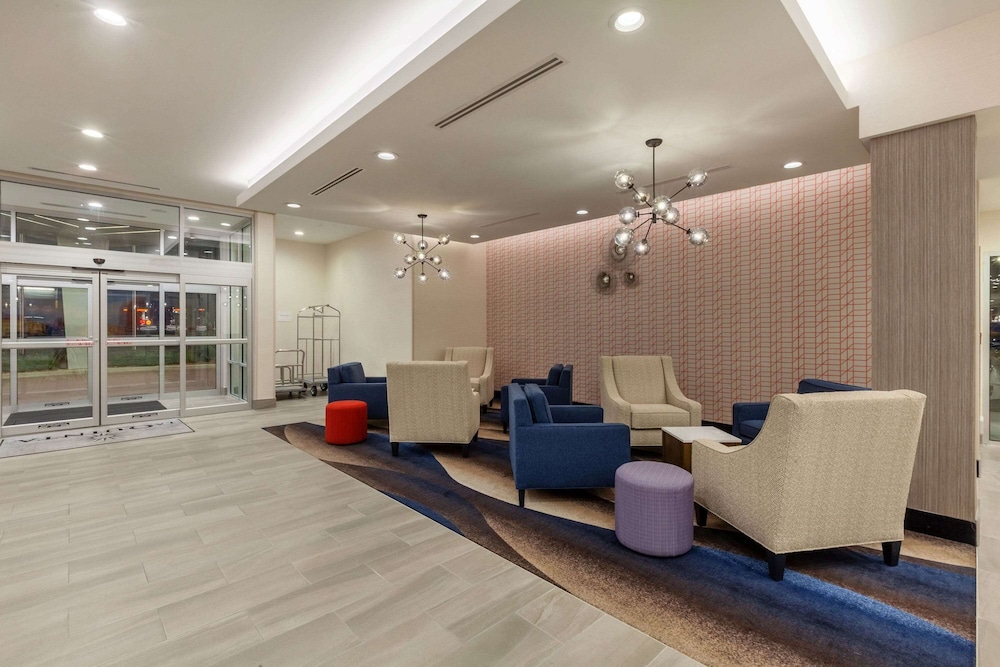 la quinta inn and suites by wyndham lafayette oil center