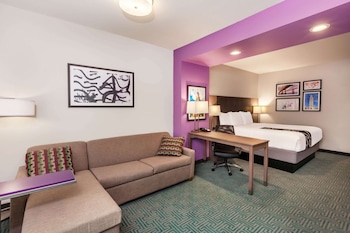la quinta inn and suites by wyndham lafayette oil center