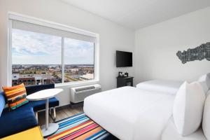 aloft cincinnati west chester