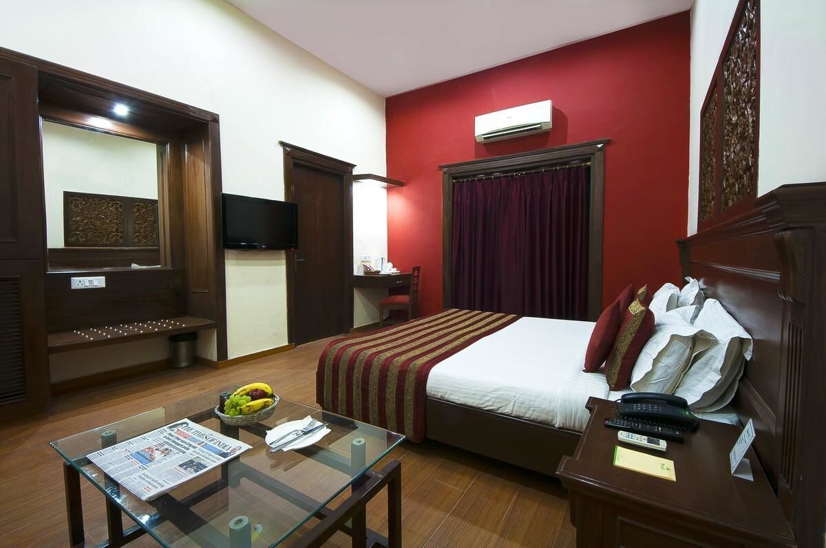 fabhotel siris 18