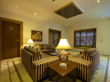 fabhotel siris 18