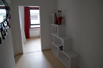 w and s executive apartments hallstatt i