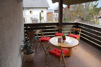 w and s executive apartments hallstatt i