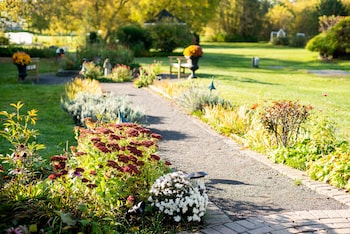 The Waring House,Ontario>>Belleville,3 star