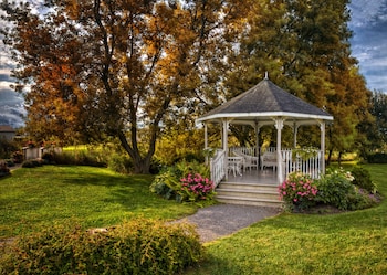 The Waring House,Ontario>>Belleville,3 star