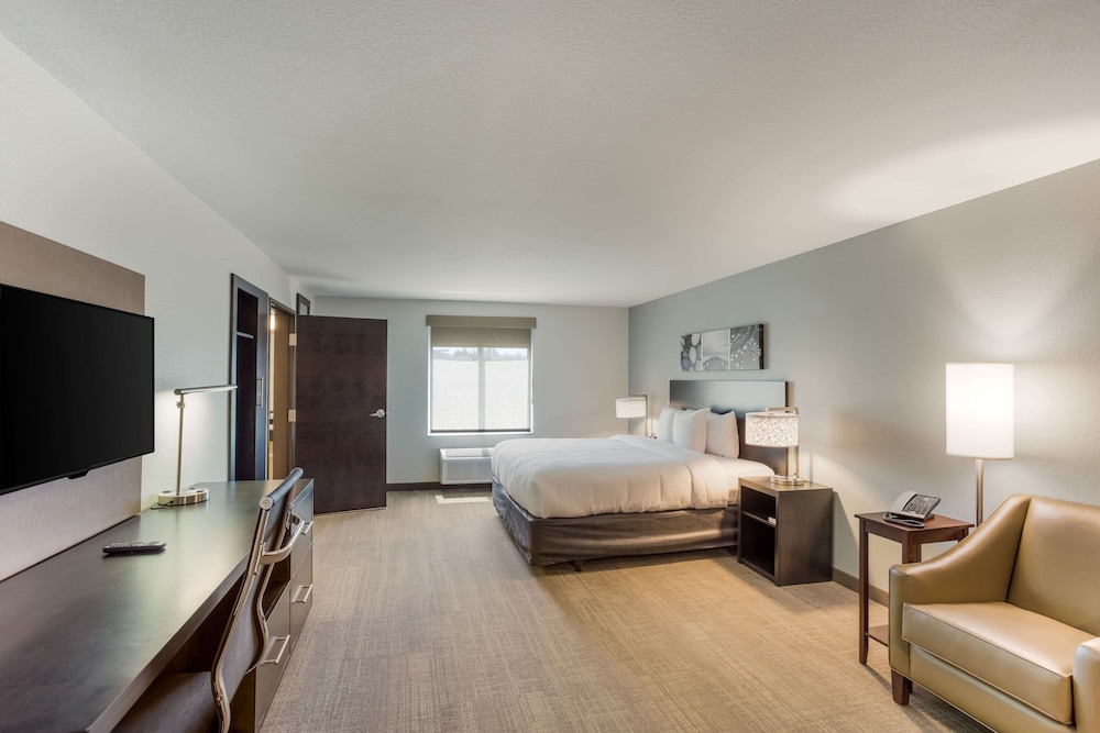 mainstay suites logan ohio hocking hills