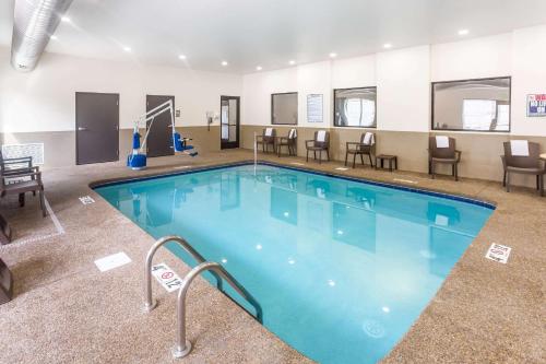 mainstay suites logan ohio hocking hills