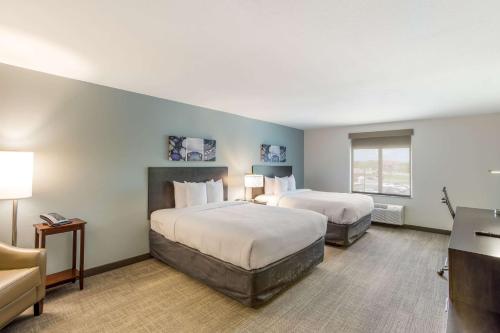 mainstay suites logan ohio hocking hills