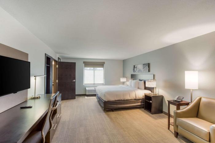 mainstay suites logan ohio hocking hills