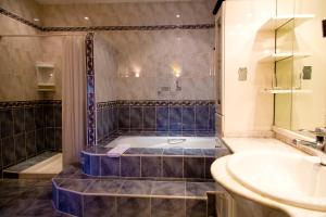 escala suites