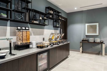 holiday inn express boston south quincy an ihg hotel