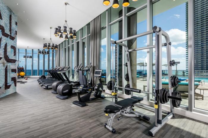 hyde resort and residences