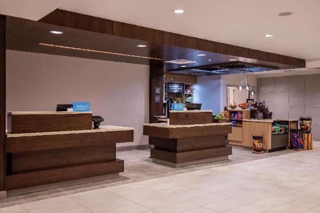 hilton garden inn kansas city airport