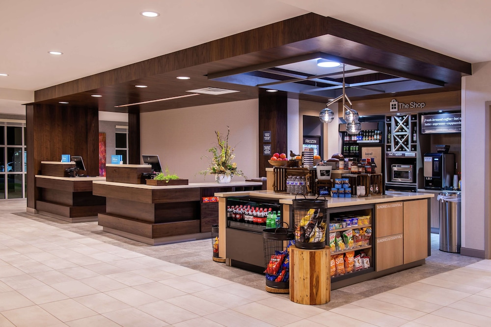 hilton garden inn kansas city airport
