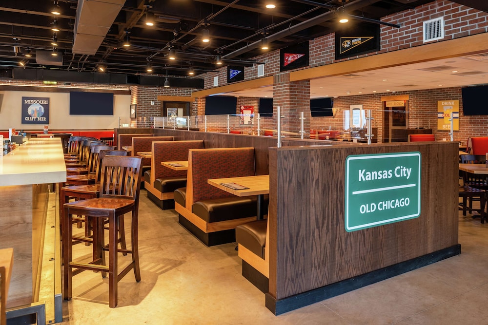 hilton garden inn kansas city airport