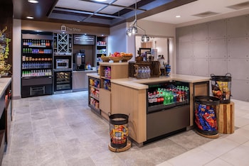 hilton garden inn kansas city airport