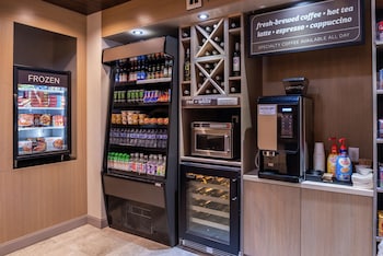 hilton garden inn kansas city airport